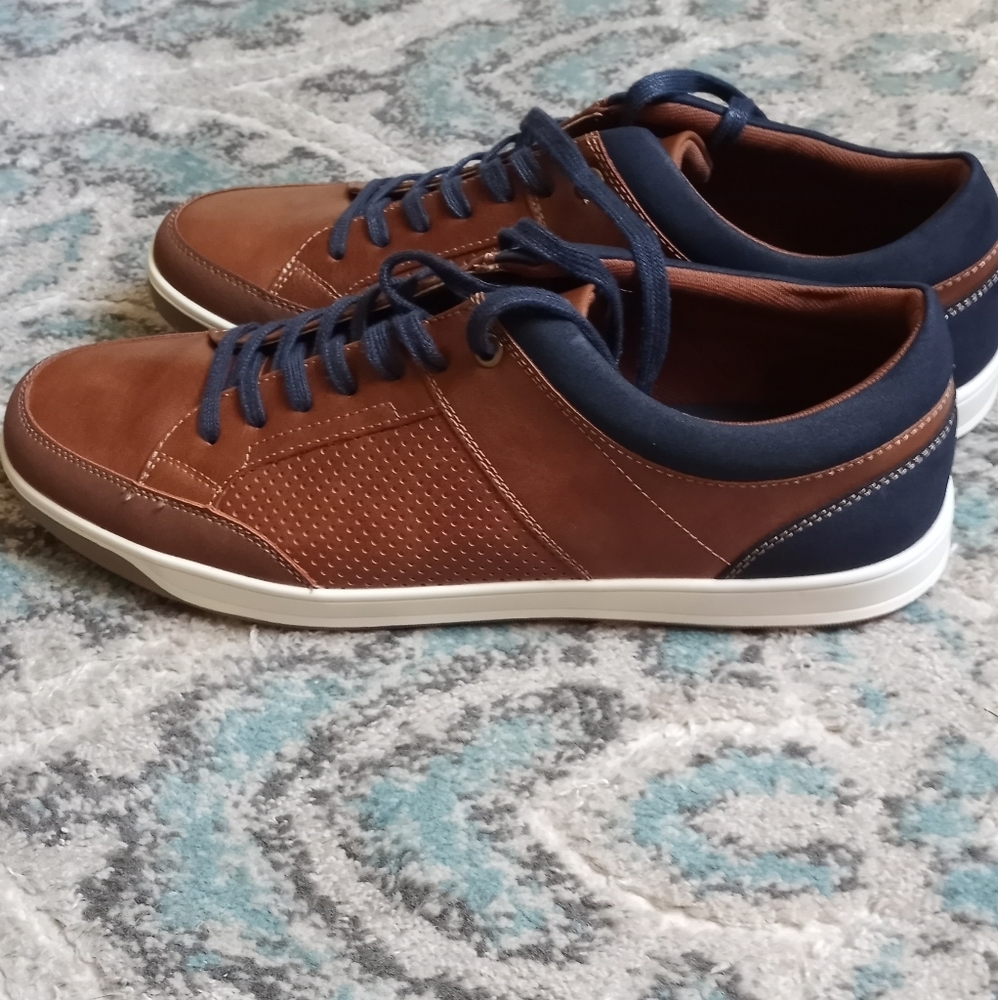 Mens size 12 shoes